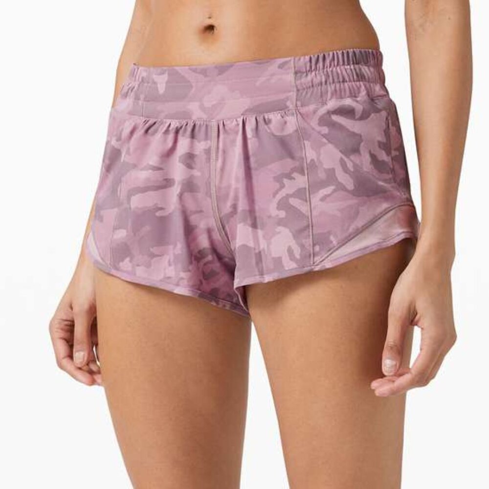 Lululemon Shorts 2.5" Pink Camo (4)